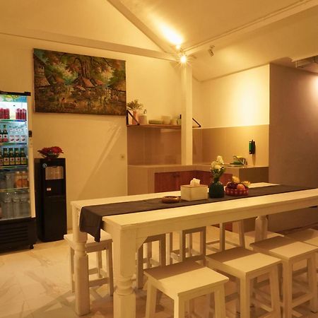 Summer Of Surf Hostel Uluwatu Ungasan Extérieur photo