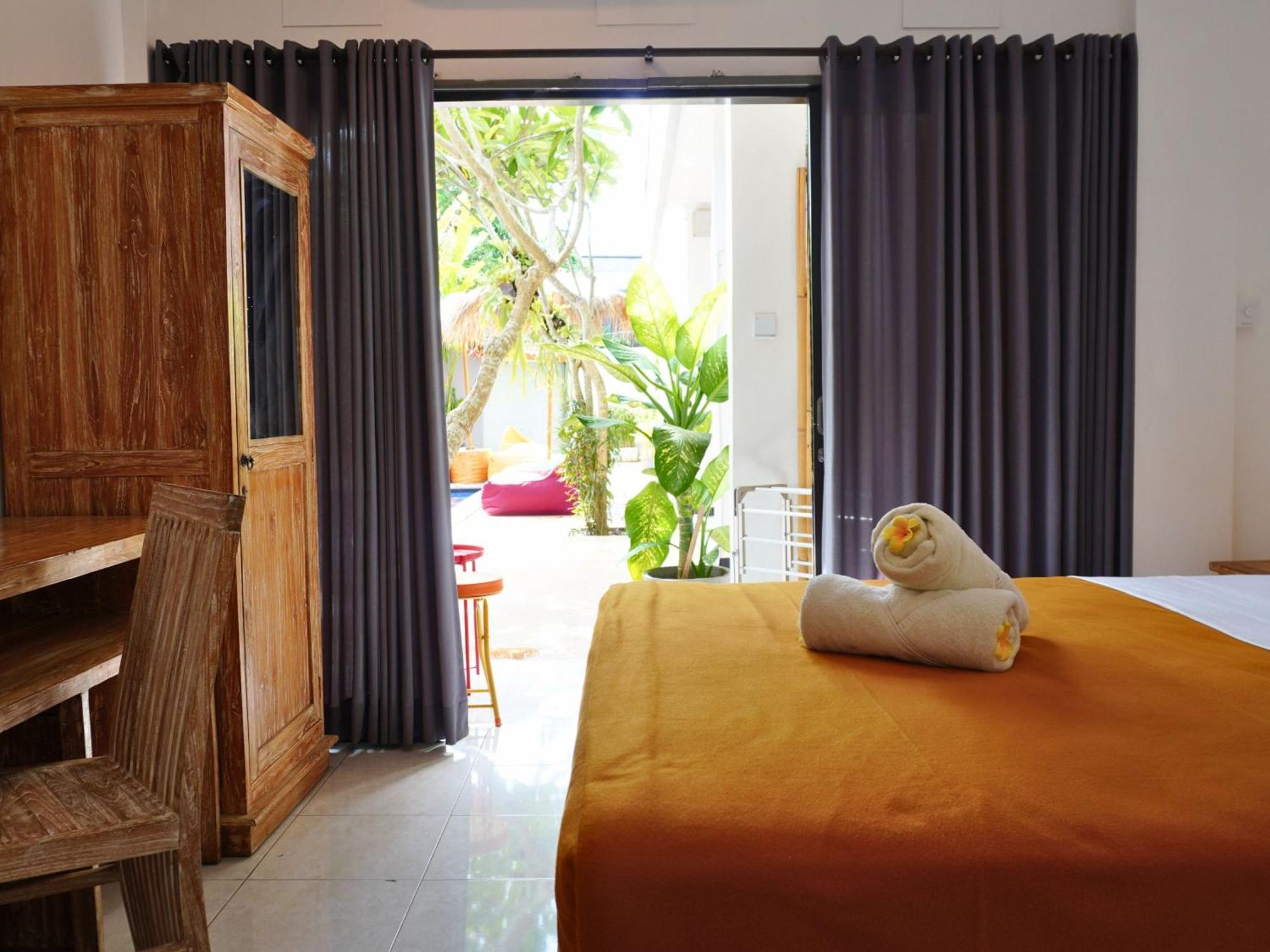 Summer Of Surf Hostel Uluwatu Ungasan Extérieur photo
