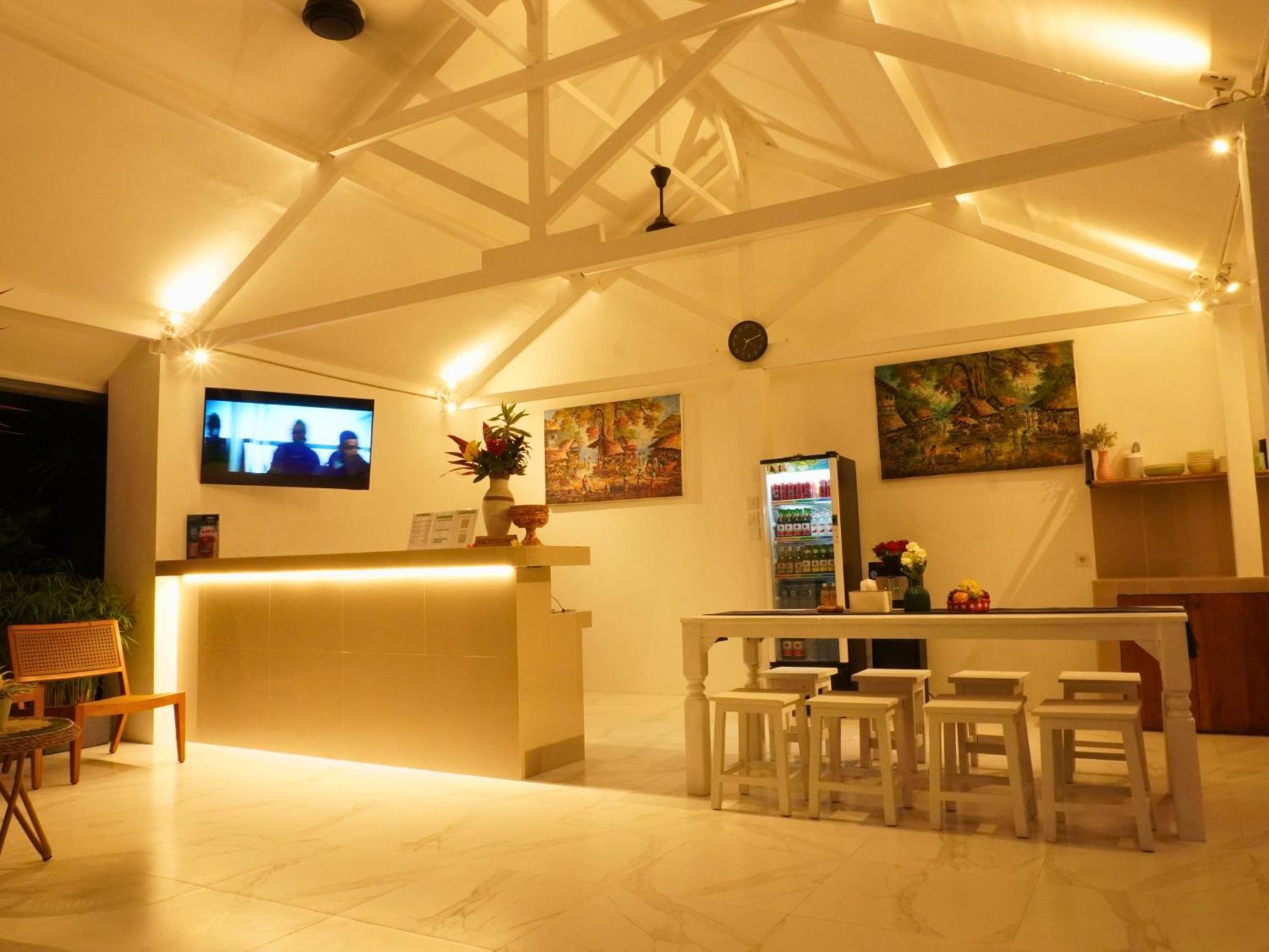 Summer Of Surf Hostel Uluwatu Ungasan Extérieur photo