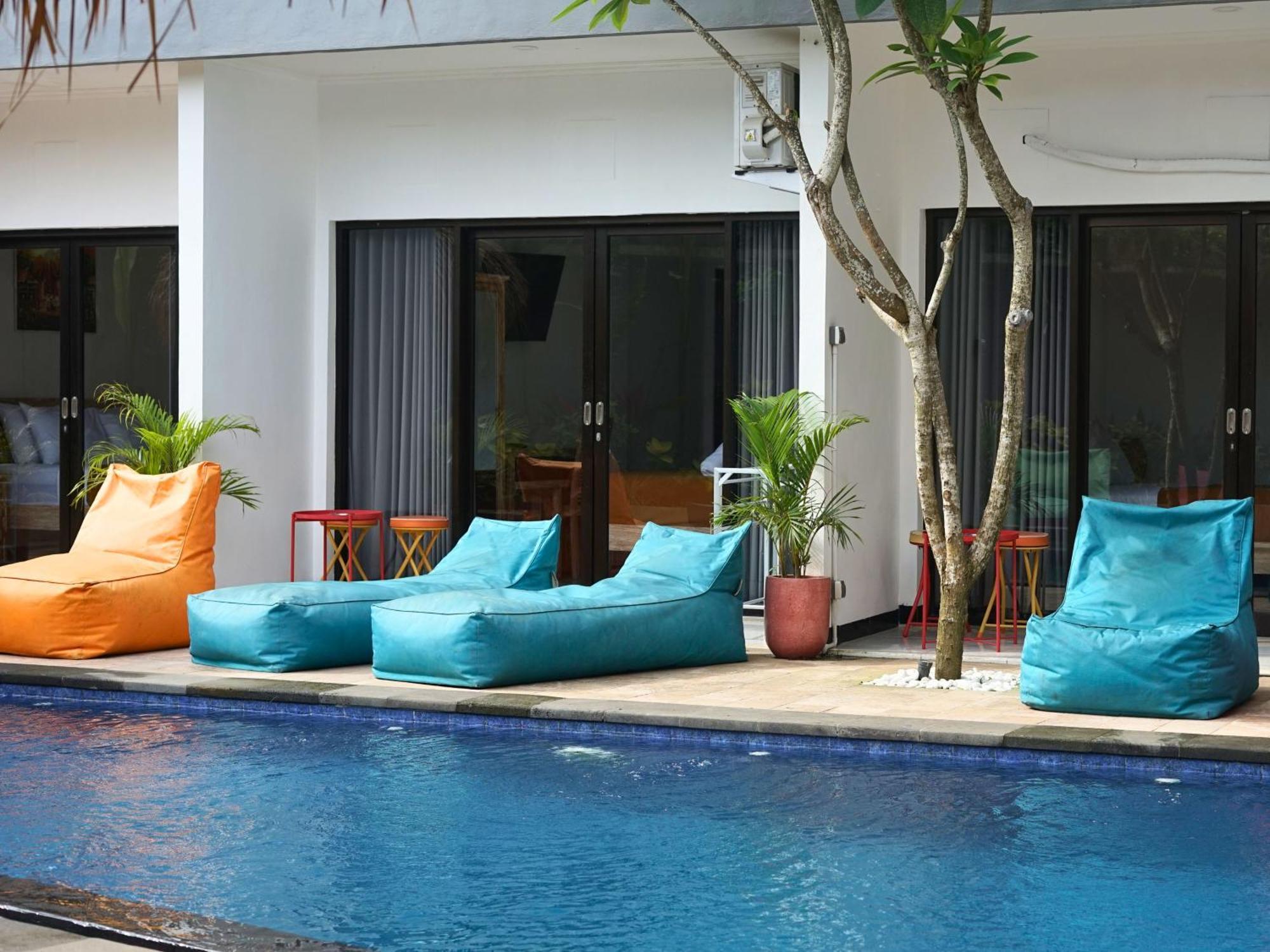 Summer Of Surf Hostel Uluwatu Ungasan Extérieur photo